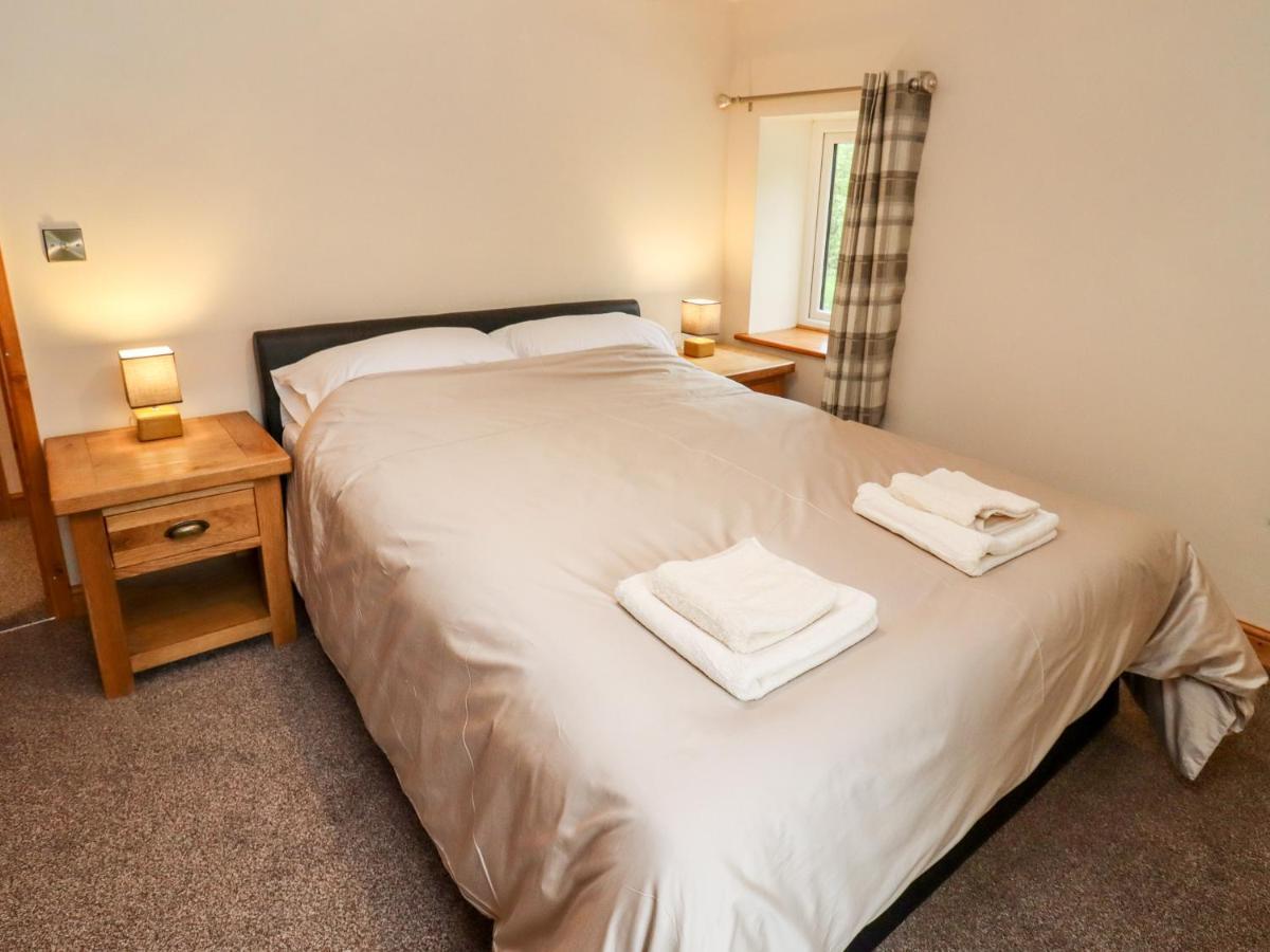 1 Greenway Cinderford ภายนอก รูปภาพ
